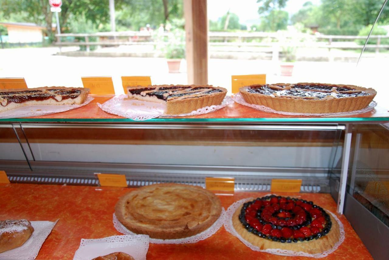 B&B dalla fattoria della Patty Pieve Di Ledro Esterno foto